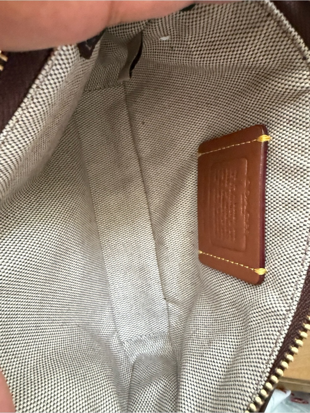 Coach Plaza 18 in Black Currant - Picture 4 of 4